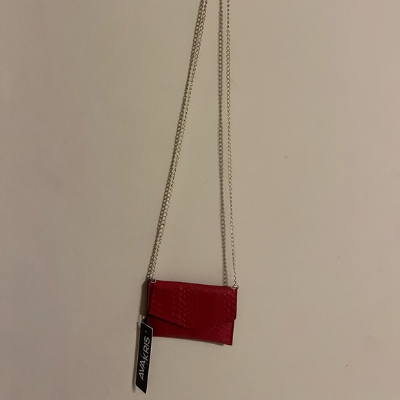 Ava/ kris red shoulder bag - Picture 3 of 3